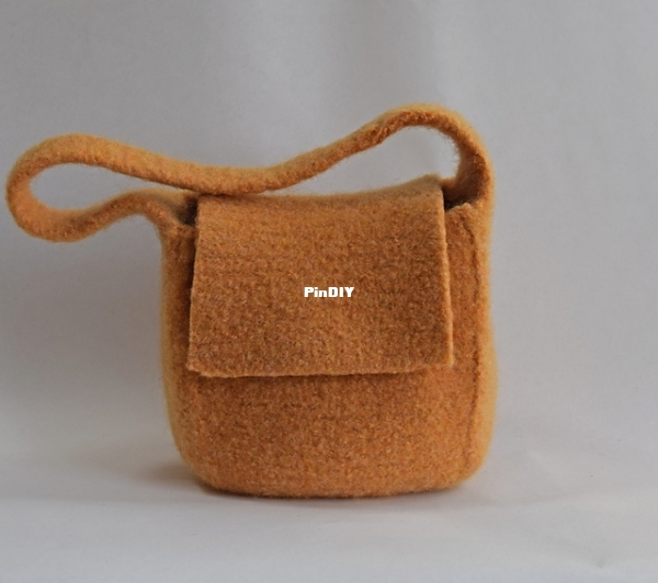 basicpurse1_medium2.jpg