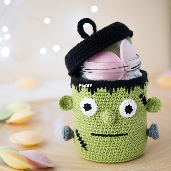 addi - Caros Fummeley - Caroline Prange - Halloween Upcycling Frankenstein_2.jpg