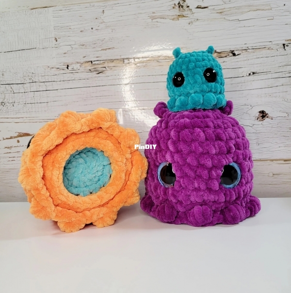 Hanner Gurumi - Hannah Harris - Splat and Squish_2.jpg