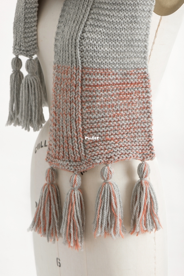 Quince___Co_Zephyr_Scarf_03.jpg