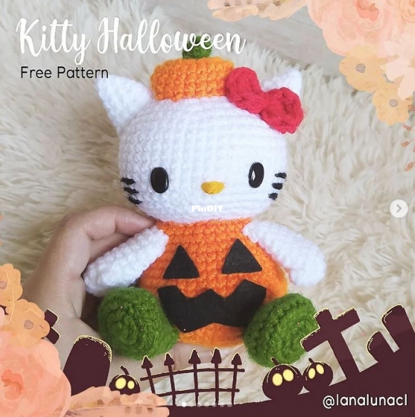 LanaLunaCl - Halloween Hello Kitty.jpg