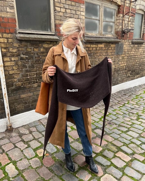 sophie_shawl1.jpg