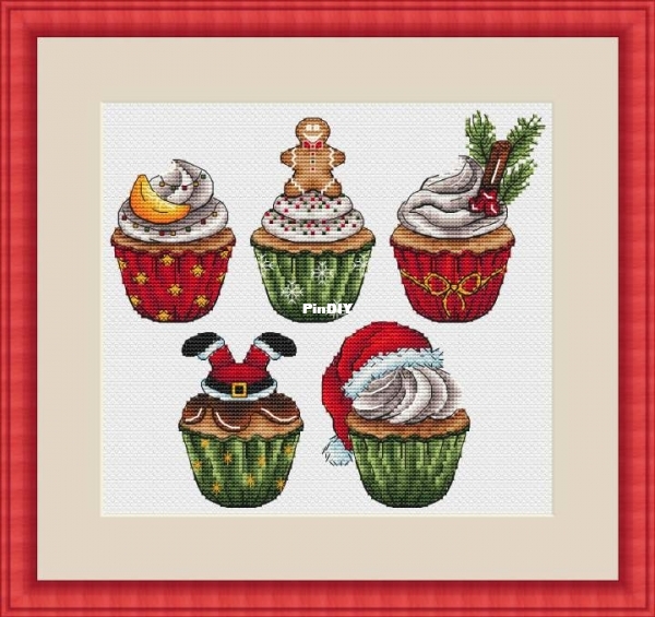 Christmas Cupcakes.jpg