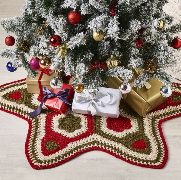 Star Tree Skirt1.jpg