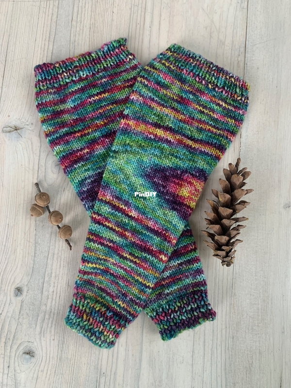 warm_arms_warmers_flat.jpeg