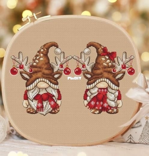 MIAxStitch_Deer_Gnomes orig.jpg