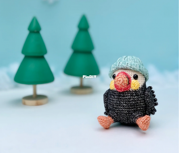 Mini Muffin the Chubby Puffin – sarahdeecrochet -Sarah Prather.png