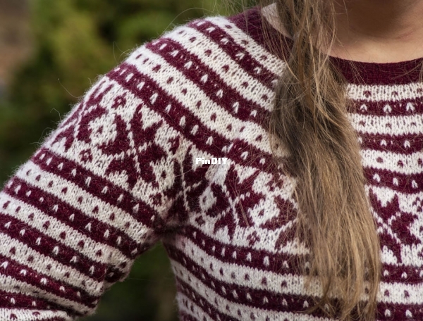 Fan Sweater3.jpg