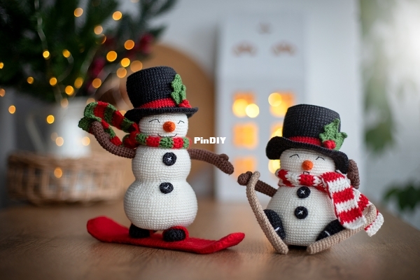 Two Snowman.jpg