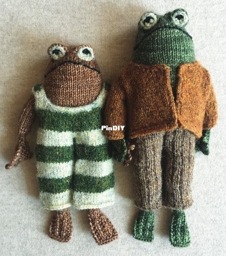 Frog_and_Toad_Frog_amp_Cast_2020.jpg