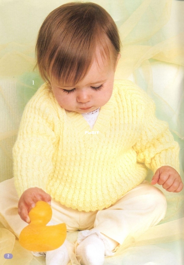 Patons_5000_A_Complete_Wardrobe_of_handknits_for_Baby_000002.jpg