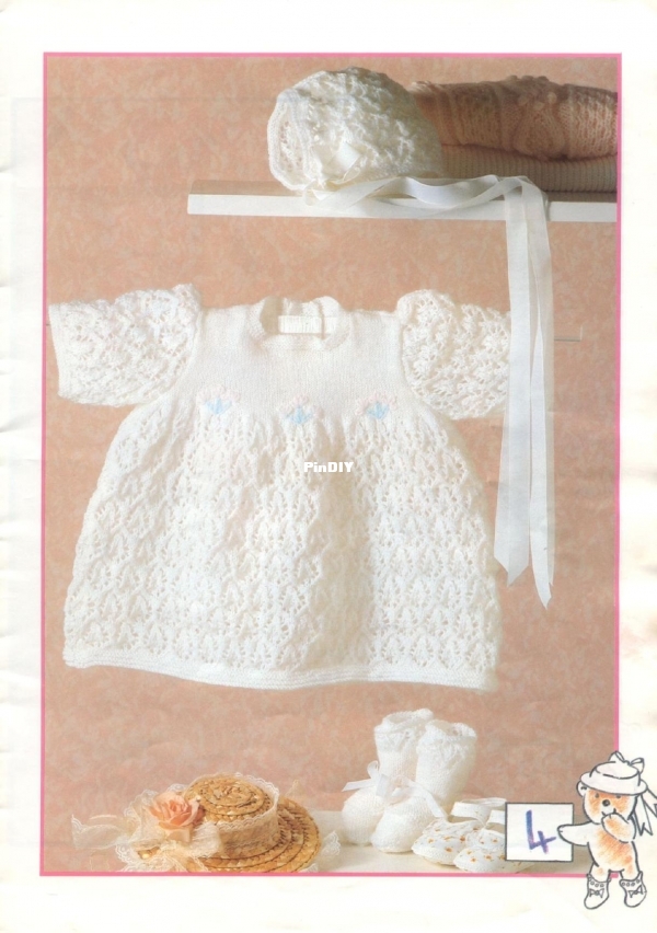 Patons 275 Baby Book_000003.jpg