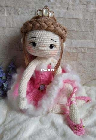 Pontos de Algodão - Eliane Abdanur - Doll Bailarina Melody - Portuguese