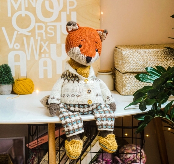 Romantic Outfit Polushka Bunny Maria Ermolova Knit French.jpg