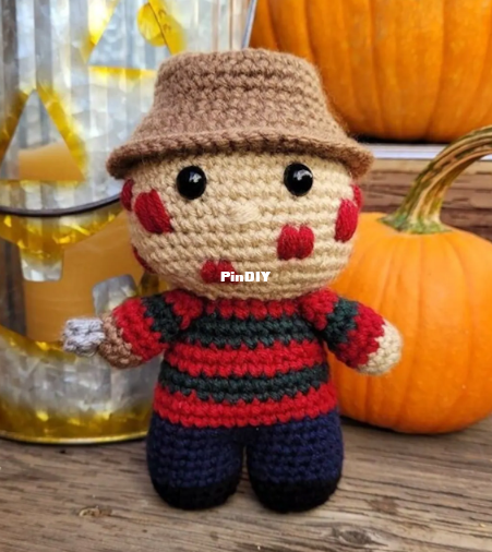 nitos crochet - freddy krueger.PNG