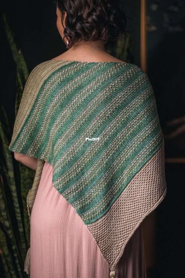 Reveil Shawl2.jpg