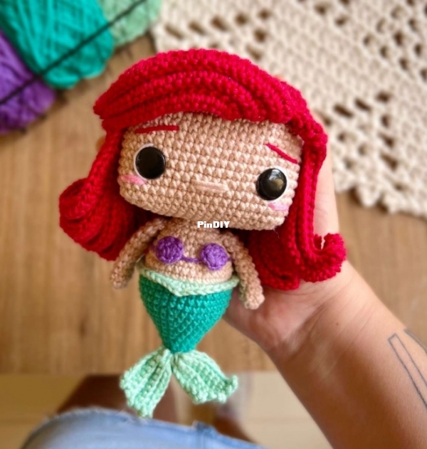 Azulie Croche - Vivianne Larangeiras - Ariel - port.jpg