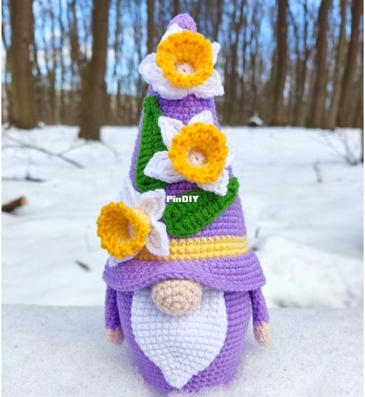 Gnome Narcissus - Oksana Kovalenko.jpg