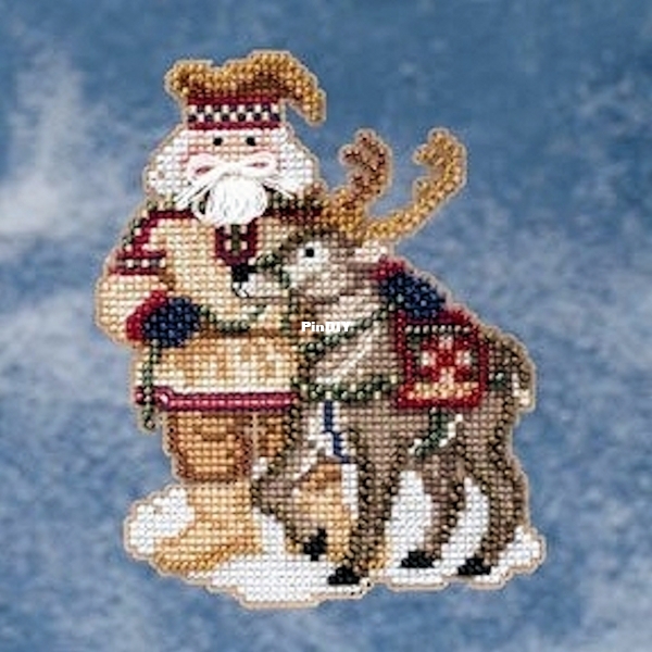 MH20-9302_Lapland_Santa__89240.jpg