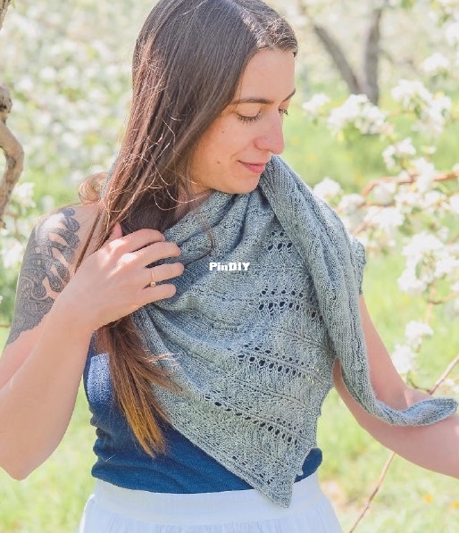 Lovely Lace Knits-Gabrielle Vezina-195.jpg