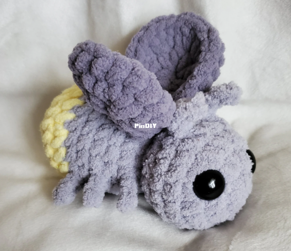 soul candy crochet - sparkie the firefly.PNG