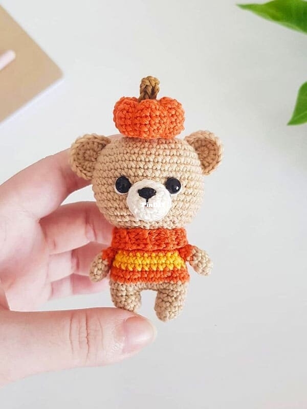 Mini-Oso-Calabazas-PDF-Amigurumi-Patron-Gratis.jpg
