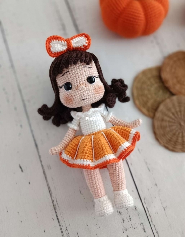 Dünyanın Amigurumisi - Bilgenur Çamtosun - Portakal Kız - Turkish