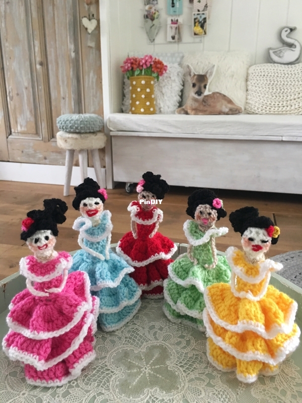 Flamenco Egg Cozies - English 2.jpg