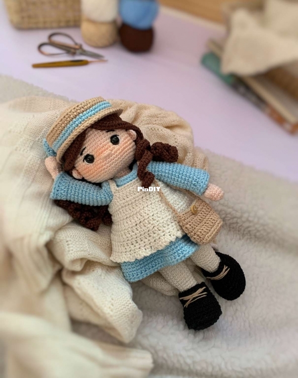 Fêrpi Crochet - Fernanda Pitaluga - Diana Barry -30cm - Portuguese