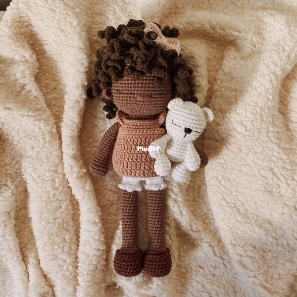 Lalarte Crochet - Elayne Ramos - Boneca Zoe - Portuguese