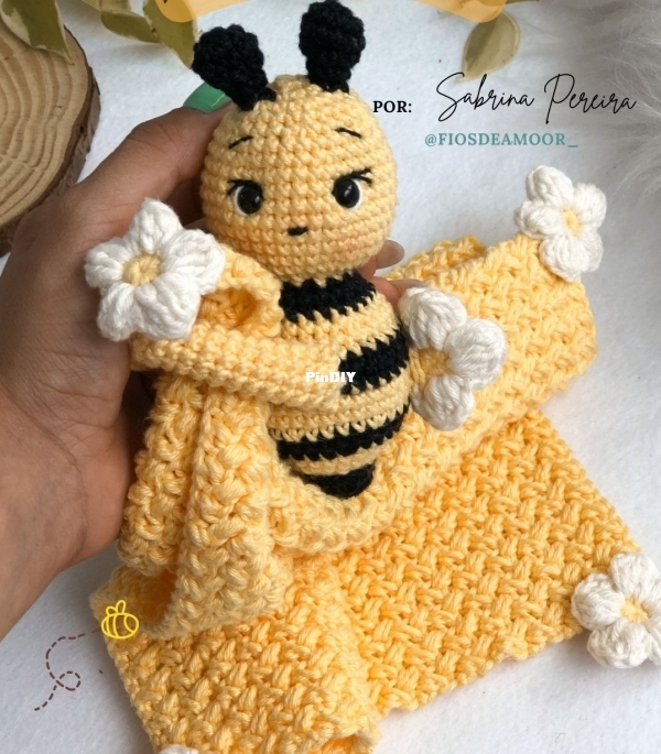 Fios de Amor - Sabrina Martins Pereira - Naninha Zee - Portuguese.jpeg