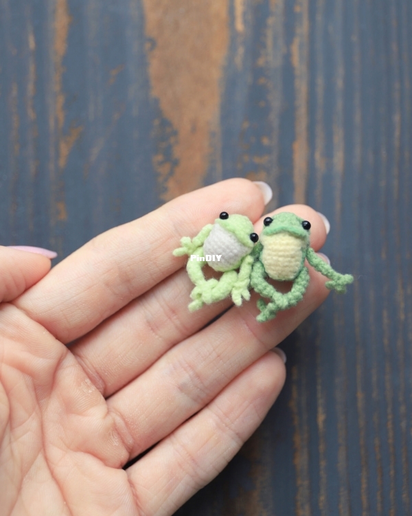 babyfrog.jpg