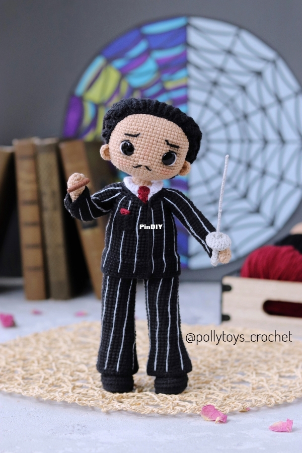 Polly Toys Crochet - Dasha Lobacheva - Gomez Addams - English