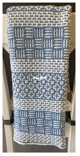 01 Astrid&#039;s cozy baby blanket.jpg