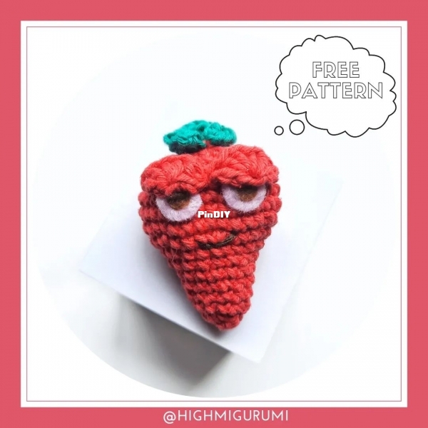 Highmigurumi Strawberry 1.jpeg