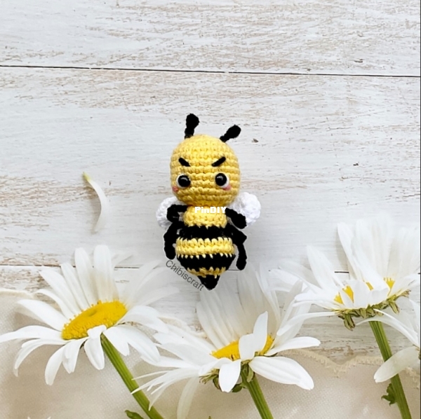 Chibiscraft Little Bee.jpg