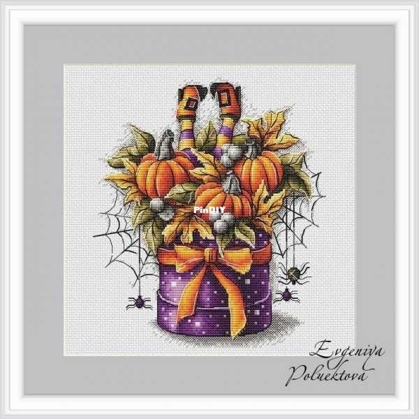 Halloween Bouquet.jpg