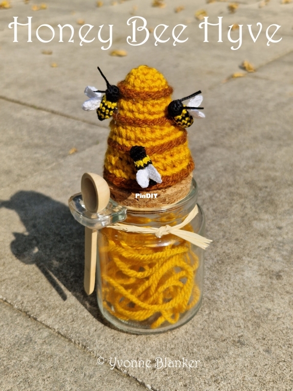 Honey Bee Hyve