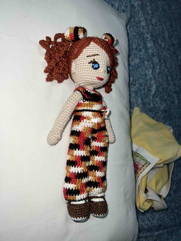 doll blue eyes 2.jpg