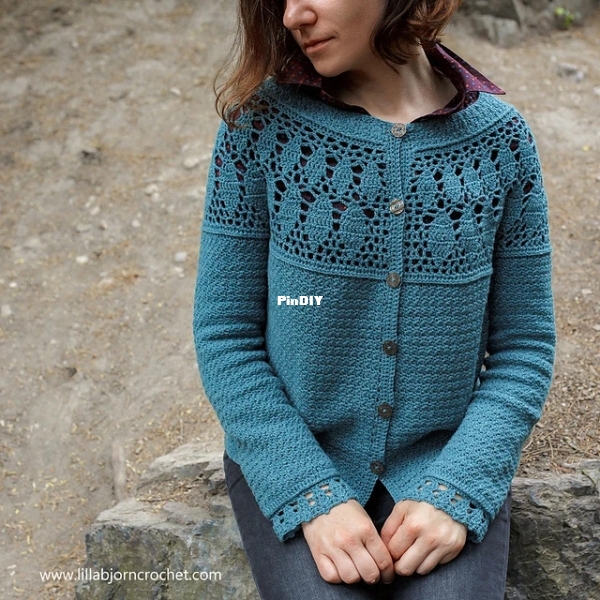 Metropolis_Cardigan_6_Etsy_medium2.jpg