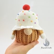 cupcake gnome.jpg