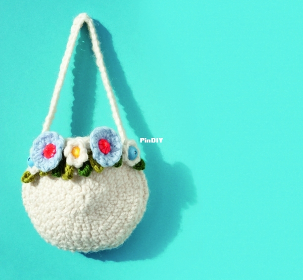 Lucinda Guy - Little Posy Bag.jpg