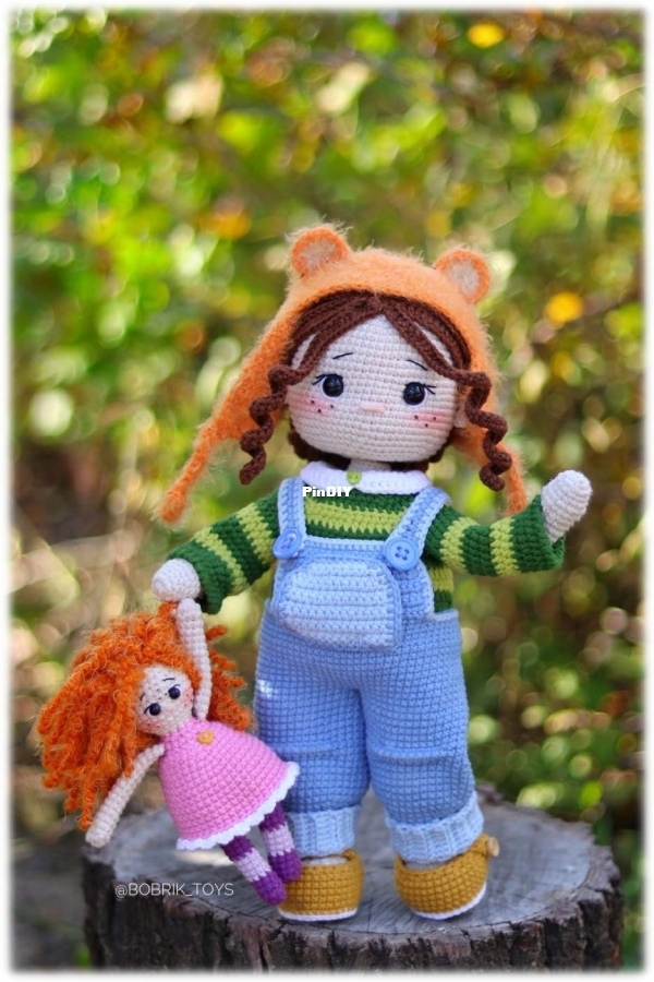 Bobrik Toys - Natalija Bober - Doll Pugovka - English