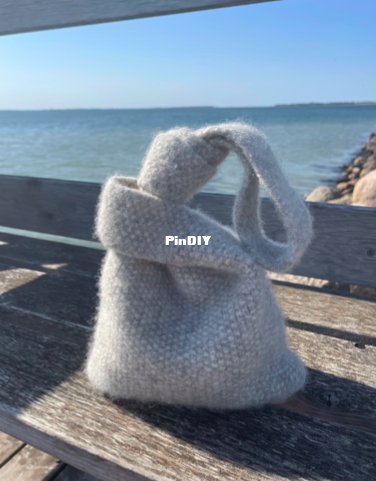 Aegyoknit - Goreum Bag Cover Image.png