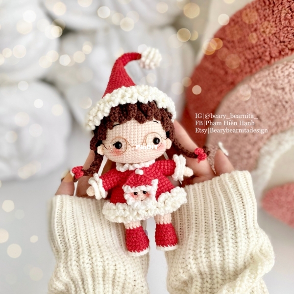 Beary Bearnita - Phạm Hiền Hạnh - Santa Doll - English