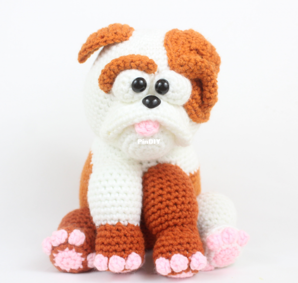 Free-bulldog-amigurumi-crochet-pattern-1.png