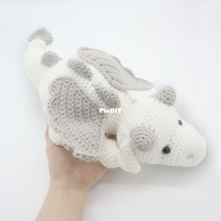 Free-dragon-amigurumi-crochet-pattern-fantasy.png