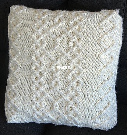 Chunky Cable Throw Pillow.jpg