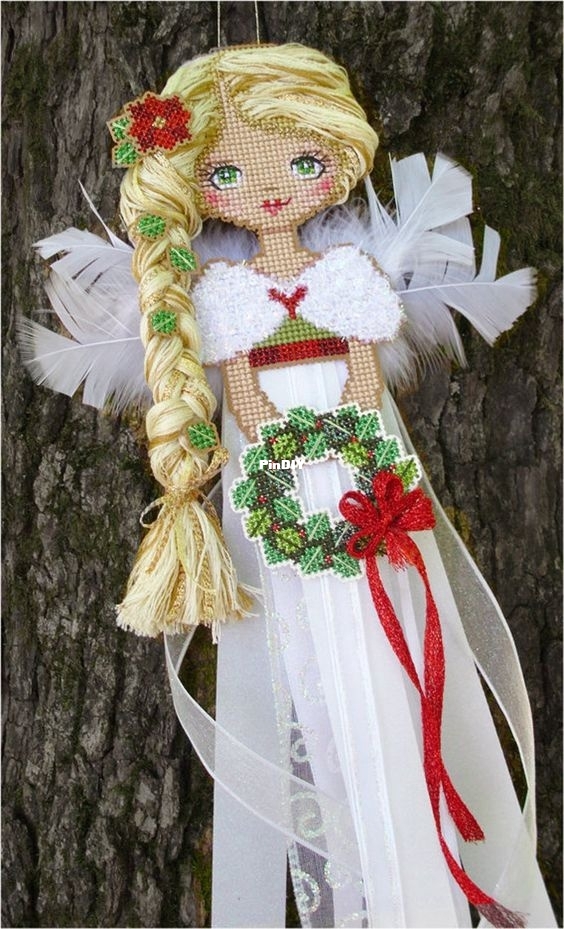 Brookes Boooks - Noelle A Christmas Angel.jpg
