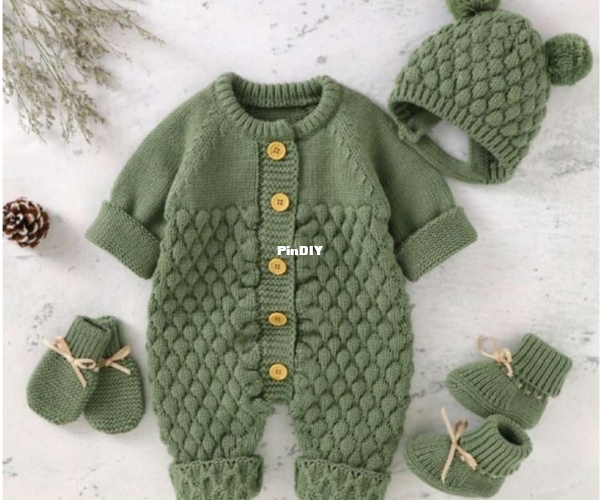 Baby romper.jpg